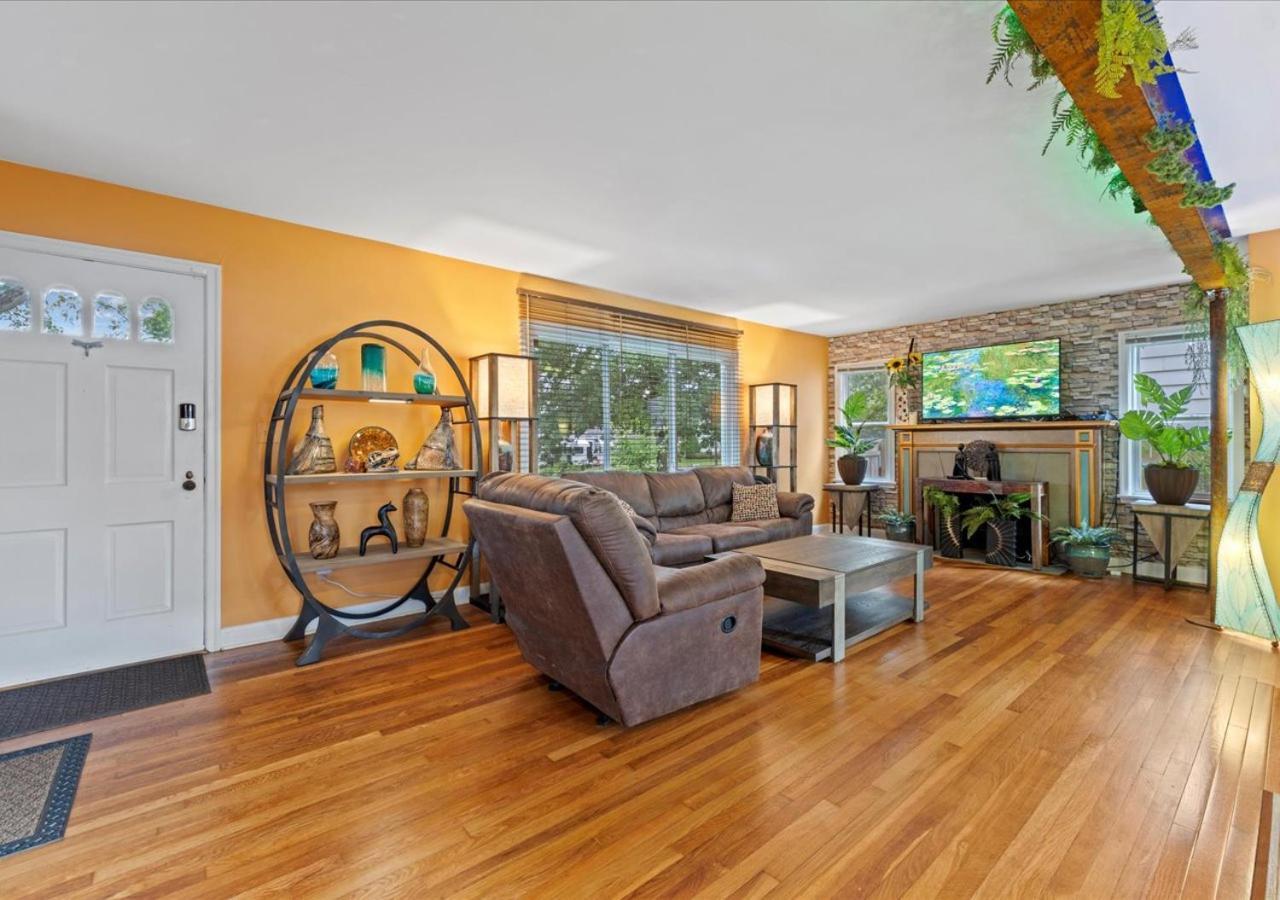 Charming 3 Bedroom House In A Quiet Neighborhood Columbus Eksteriør bilde